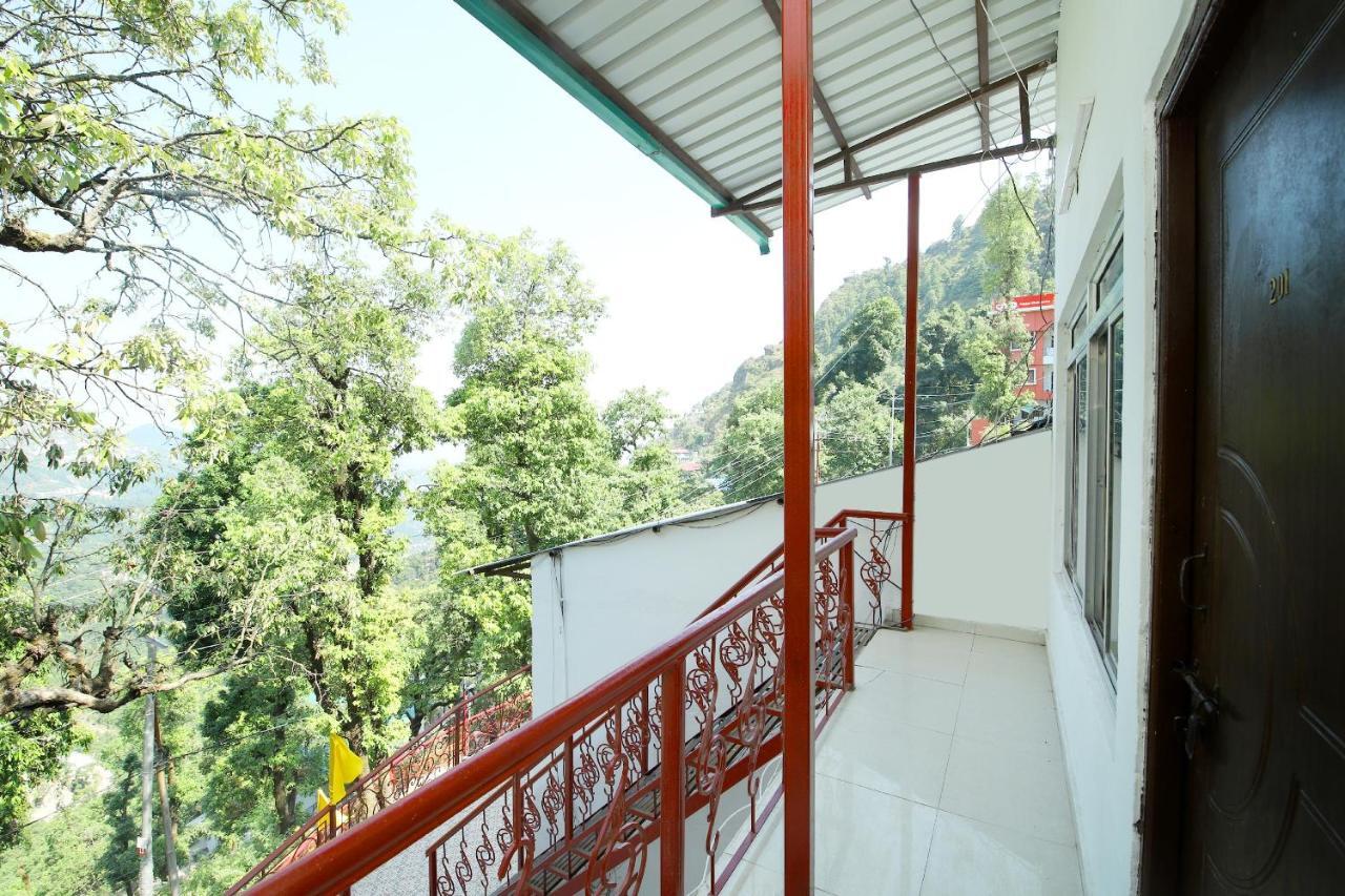 Oyo 8670 Hotel Usha Palace Mussoorie Exteriör bild